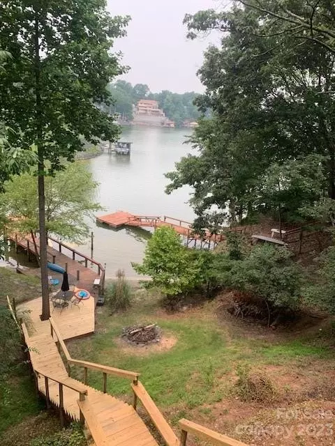 9021 Palau Ct, Tega Cay, SC 29708