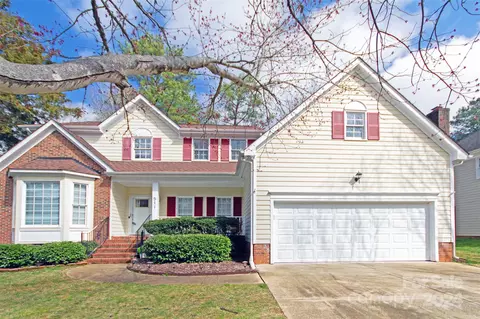 511 Tysons Forest Dr, Rock Hill, SC 29732