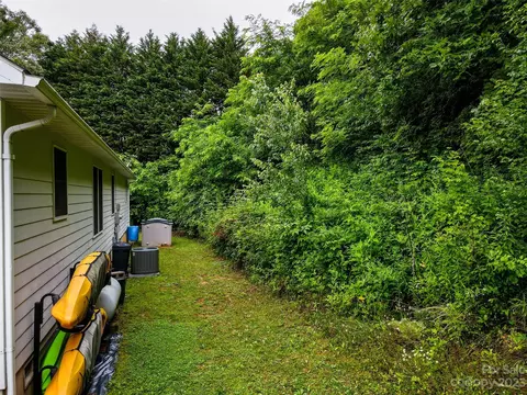27 Ellistone Ct, Sylva, NC 28779 photo 38