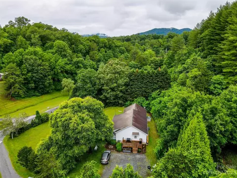 27 Ellistone Ct, Sylva, NC 28779 photo 40