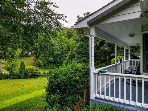 27 Ellistone Ct, Sylva, NC 28779 photo 35