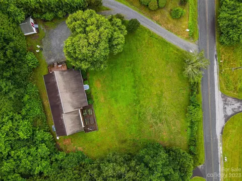27 Ellistone Ct, Sylva, NC 28779 photo 41