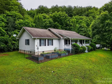 27 Ellistone Ct, Sylva, NC 28779 photo 29