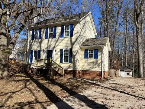 6424 Rockshire Dr, Charlotte, NC 28227