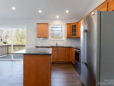 32 Dawn Ln, Flat Rock, NC 28731 photo 9