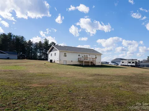 32 Dawn Ln, Flat Rock, NC 28731 photo 24