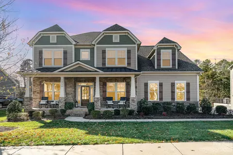 13730 Sunset Bluffs Cir, Huntersville, NC 28078