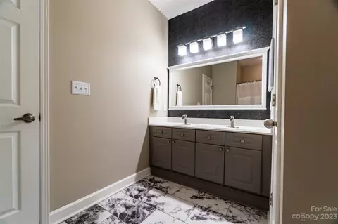 706 NE 3 Dr #3, Davidson, NC 28036 photo 24