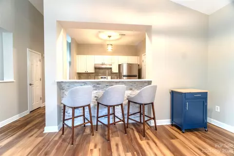706 NE 3 Dr #3, Davidson, NC 28036 photo 4