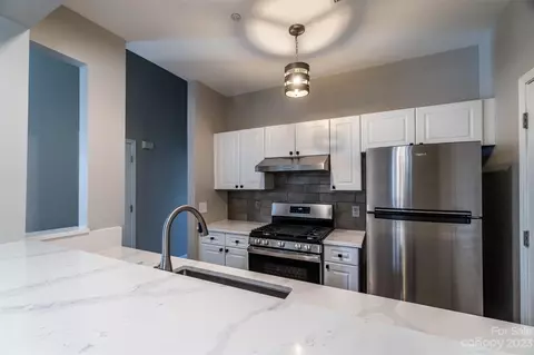 706 NE 3 Dr #3, Davidson, NC 28036 photo 15