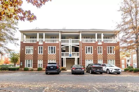 706 NE 3 Dr #3, Davidson, NC 28036 photo 2