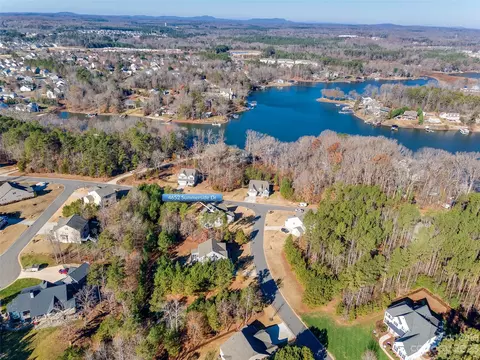 4652 Summerside Dr, Clover, SC 29710 photo 39