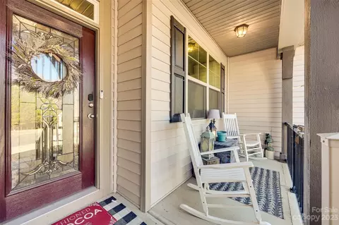 4652 Summerside Dr, Clover, SC 29710 photo 3