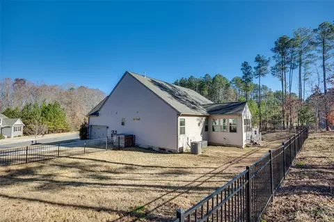 4652 Summerside Dr, Clover, SC 29710 photo 35