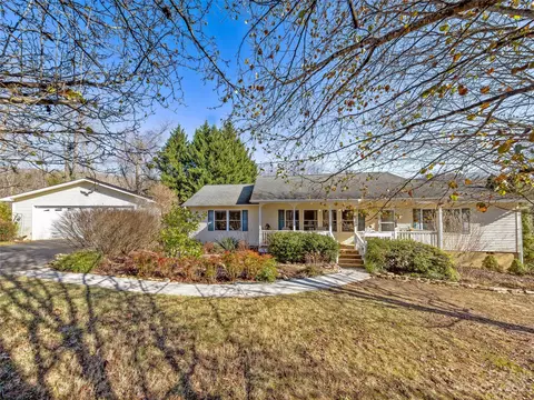 367 Big Cove Rd, Candler, NC 28715