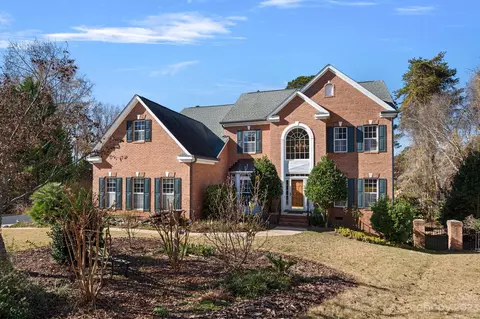 107 Bubbling Creek Ct, Fort Mill, SC 29715
