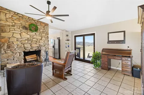 4 Embler No 2 Rd, Alexander, NC 28701 photo 7