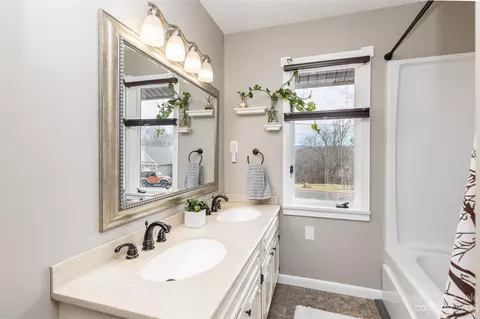 4 Embler No 2 Rd, Alexander, NC 28701 photo 17
