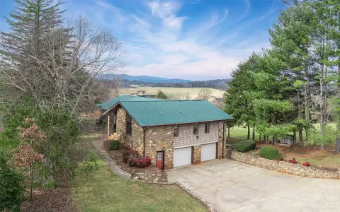 4 Embler No 2 Rd, Alexander, NC 28701 photo 3