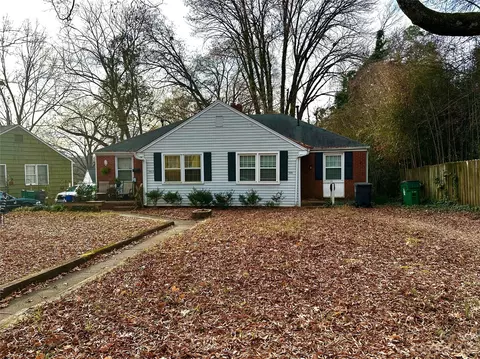 1400 Richmond Pl, Charlotte, NC 28209