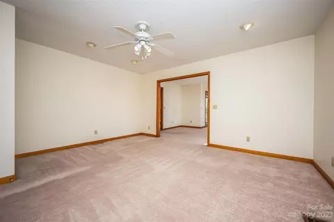 300 Riverknoll Ln, Tryon, NC 28782 photo 24