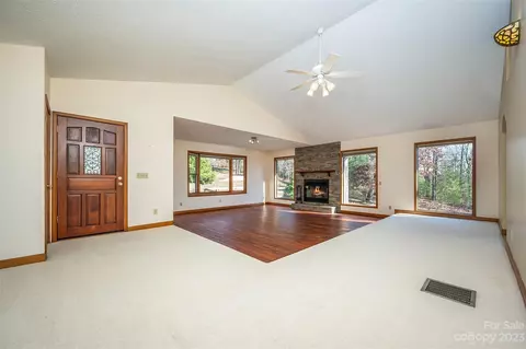 300 Riverknoll Ln, Tryon, NC 28782 photo 9