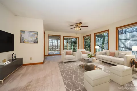 300 Riverknoll Ln, Tryon, NC 28782 photo 15