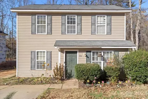 448 Dawn Cir, Charlotte, NC 28213