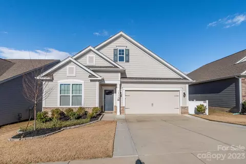 7856 Fountaingrass Ln, Sherrills Ford, NC 28673