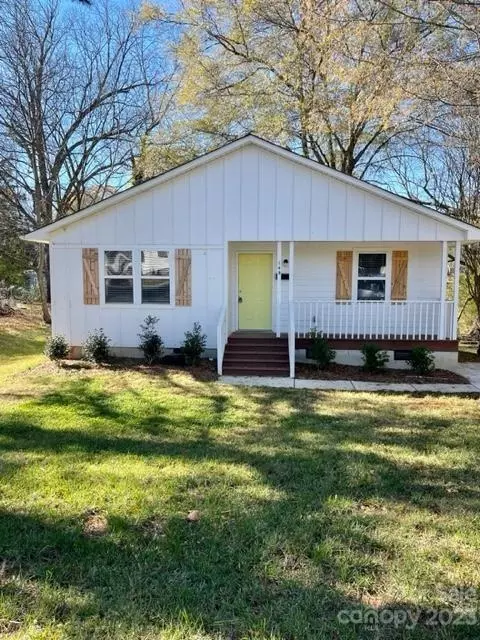145 Mock Rd, Davidson, NC 28036