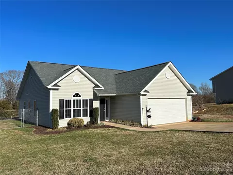 421 Webb Rd, Shelby, NC 28152 photo 1