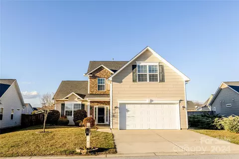 41 Alligator Dr, Fletcher, NC 28732