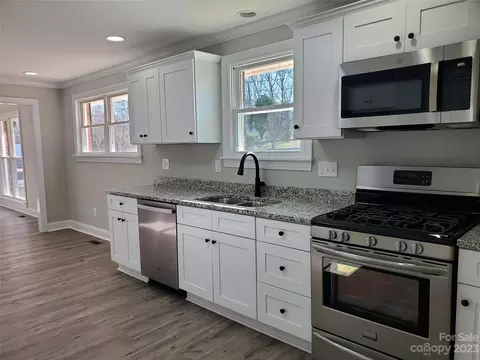 205 E 27th St, Kannapolis, NC 28083 photo 7