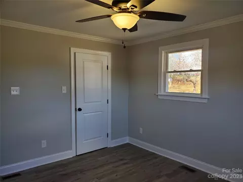 205 E 27th St, Kannapolis, NC 28083 photo 14