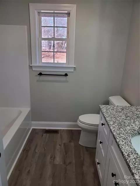 205 E 27th St, Kannapolis, NC 28083 photo 17