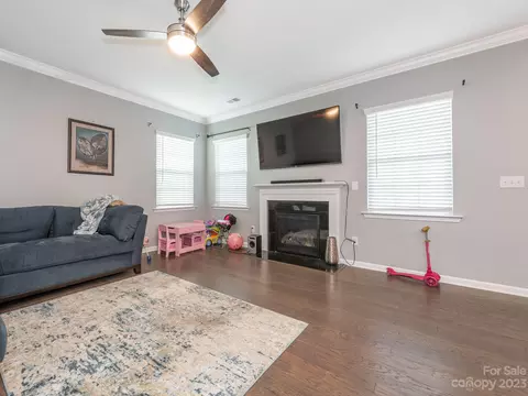 628 Amber Meadows Way, Tega Cay, SC 29708 photo 2