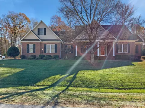 147 Winding Brook Way, Statesville, NC 28625