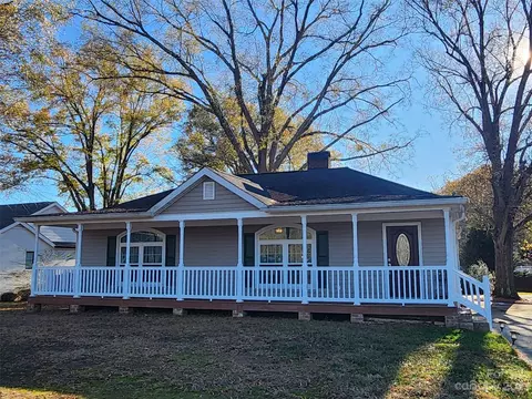 968 Union St, Concord, NC 28025