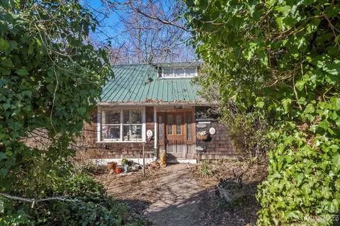 227 Markham Rd, Tryon, NC 28782