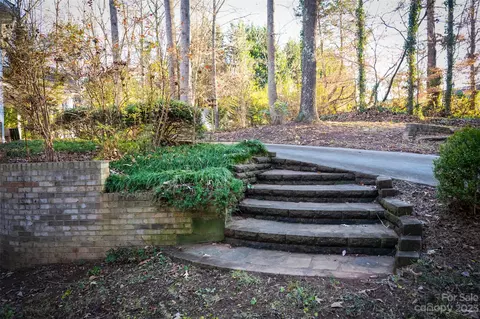 2975 Kay St, Conover, NC 28613 photo 2