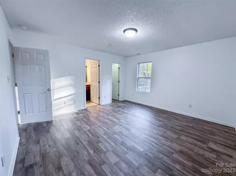 2975 Kay St, Conover, NC 28613 photo 22