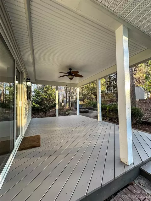 2975 Kay St, Conover, NC 28613 photo 5