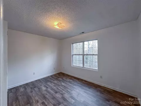 2975 Kay St, Conover, NC 28613 photo 28