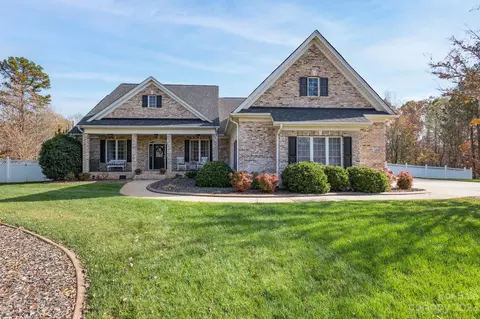 5896 Morning Star Rd, Lake Wylie, SC 29710