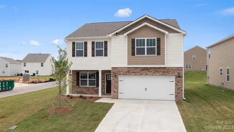 41 Covewood Dr, Waynesville, NC 28786