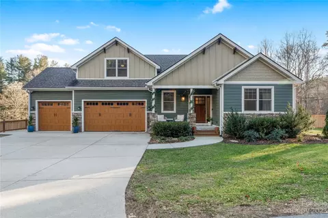 1011 Concord Creek Ln, Asheville, NC 28803