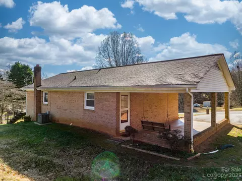 3630 Weyland Dr, Conover, NC 28613 photo 12