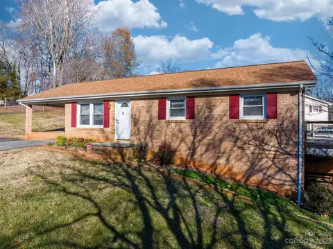 3630 Weyland Dr, Conover, NC 28613 photo 8