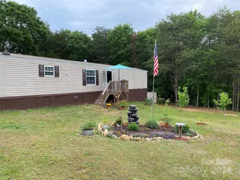 223 Green Acres Rd, Mooresboro, NC 28114