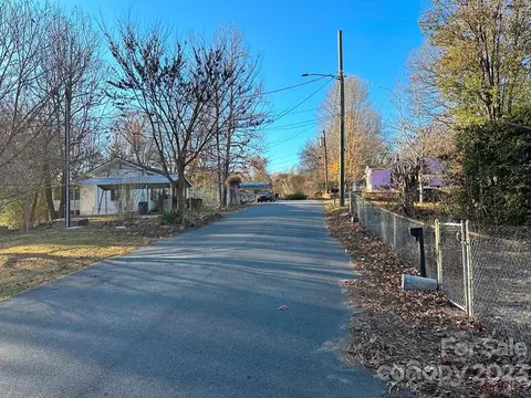 91 Beaver St, Tryon, NC 28782 photo 13